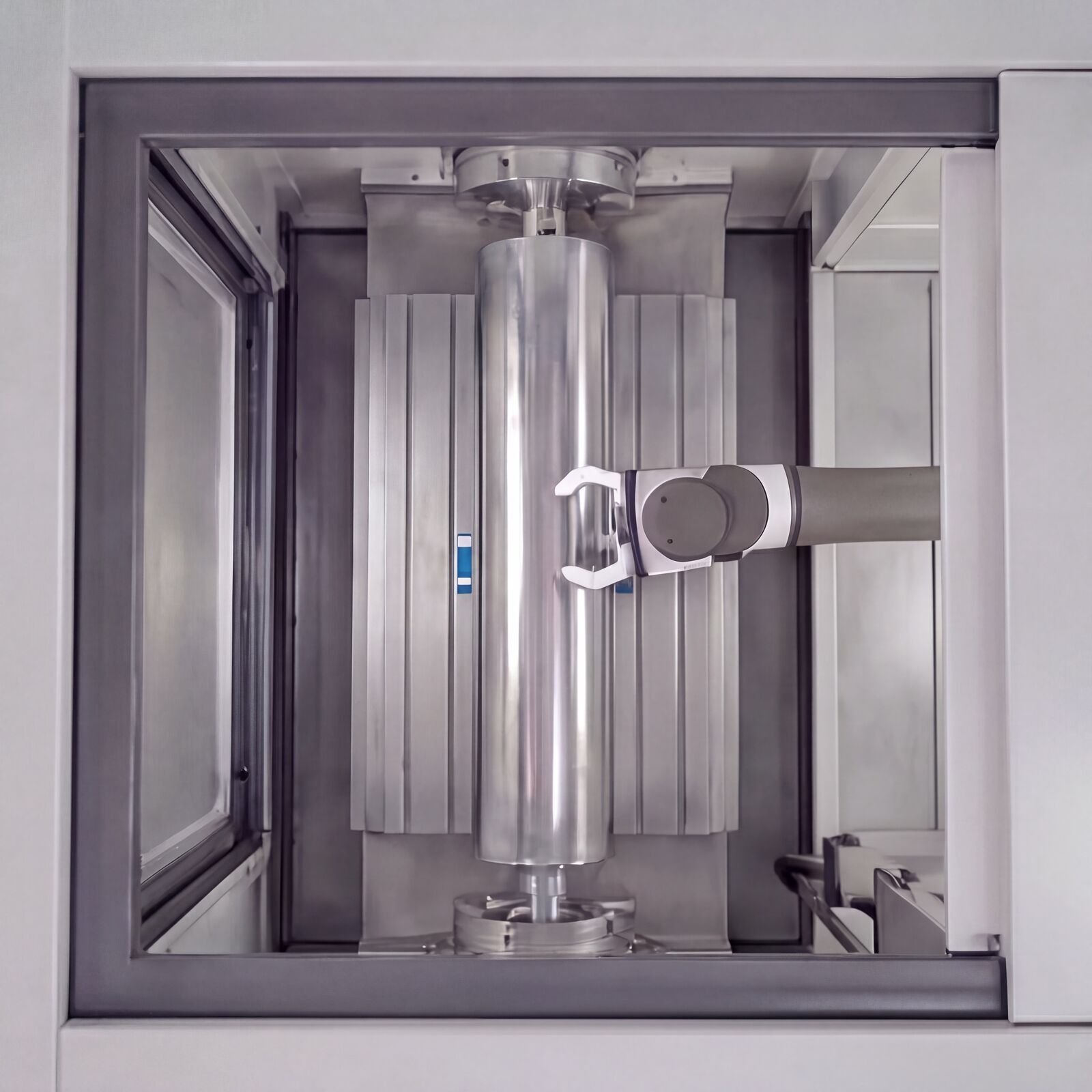 Cobot Maschinen­beschickung Schwamborn Systeme      